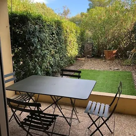 4pers Bord De Et Jardin アパート Saint-Raphaël